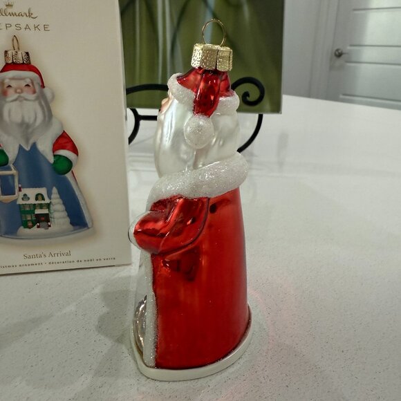 HALLMARK Keepsake Santa's Arrival 2009 - Picture 6 of 8